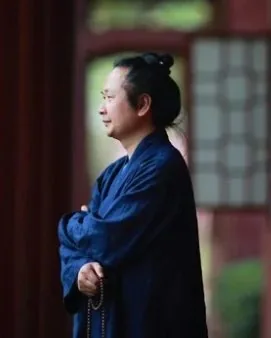 李和春大师，传统养生与综合咨询参考